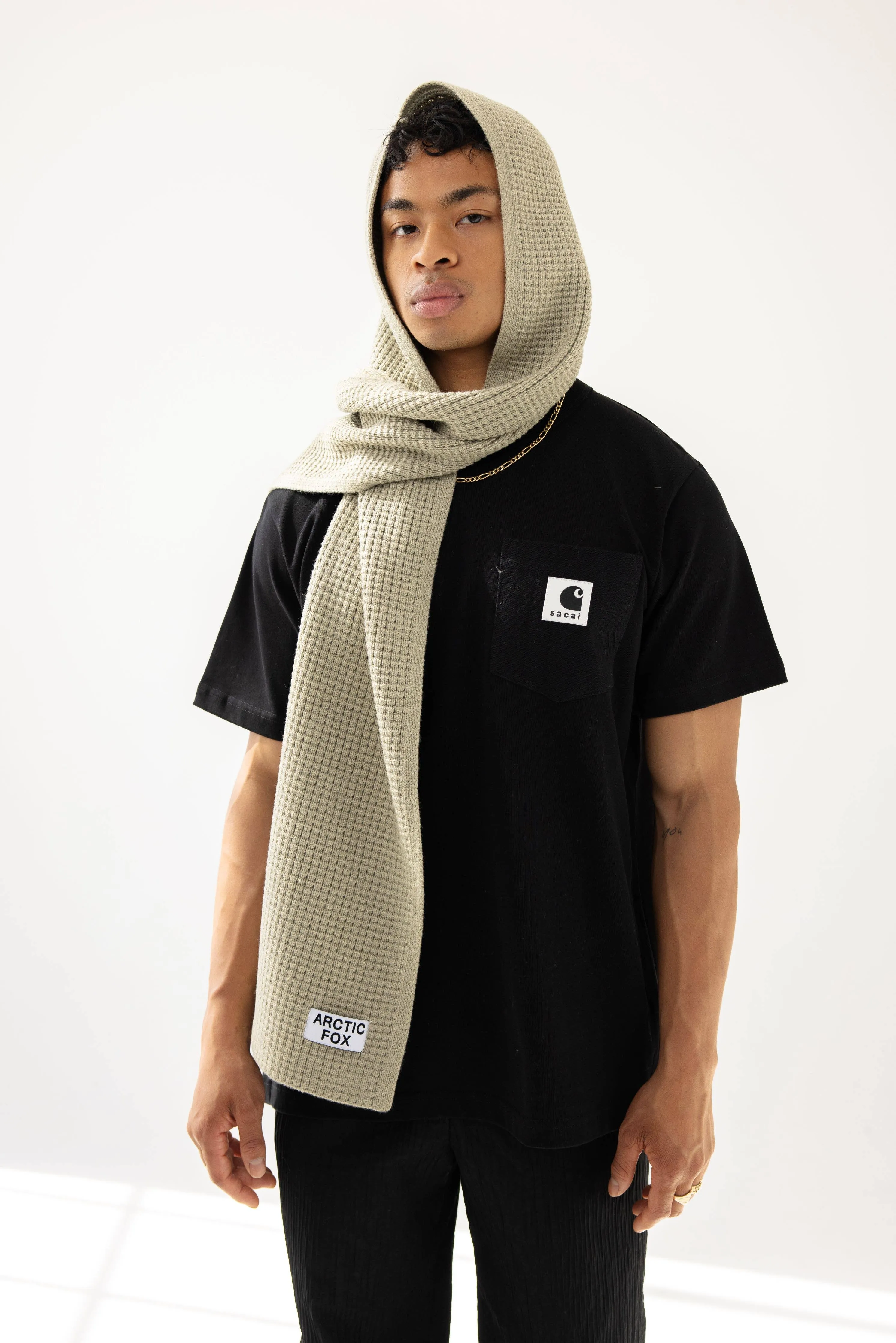 ARCTIC FOX & CO. - The Recycled Bottle Hooded Scarf - Arctic Grey - AW24