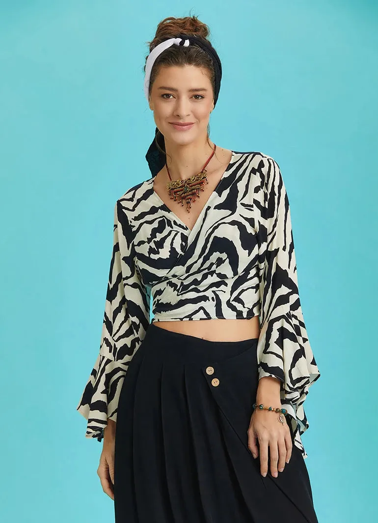 Black White Spanish Sleeve Crop Blouse