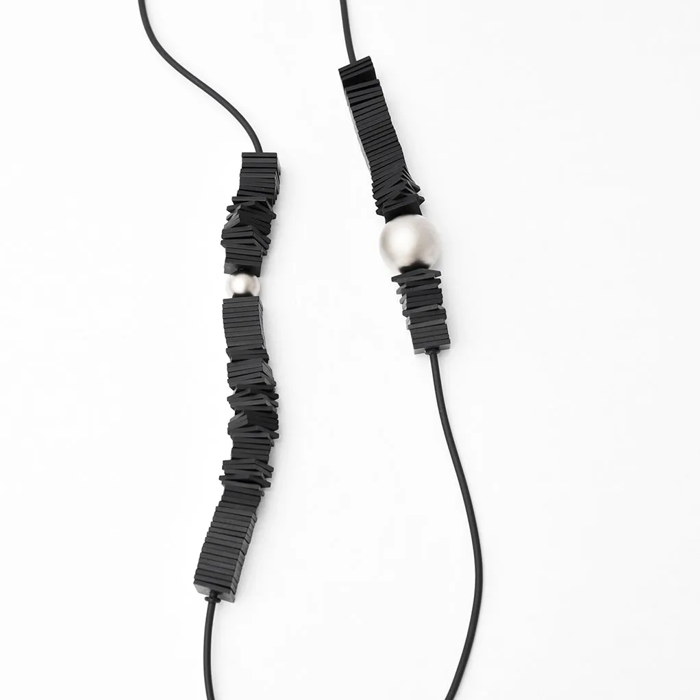 Domino Versatile Necklace