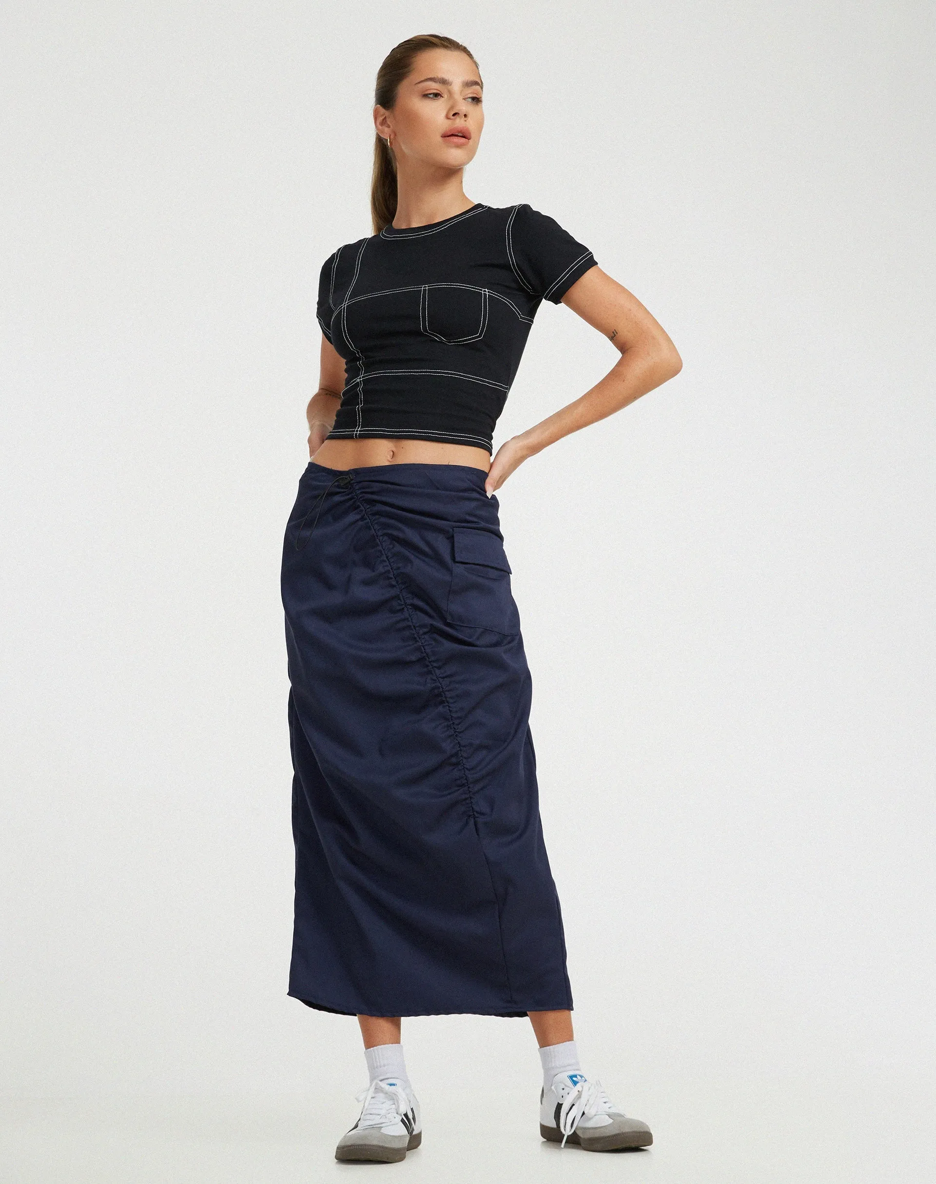 Enore Midi Skirt in Navy