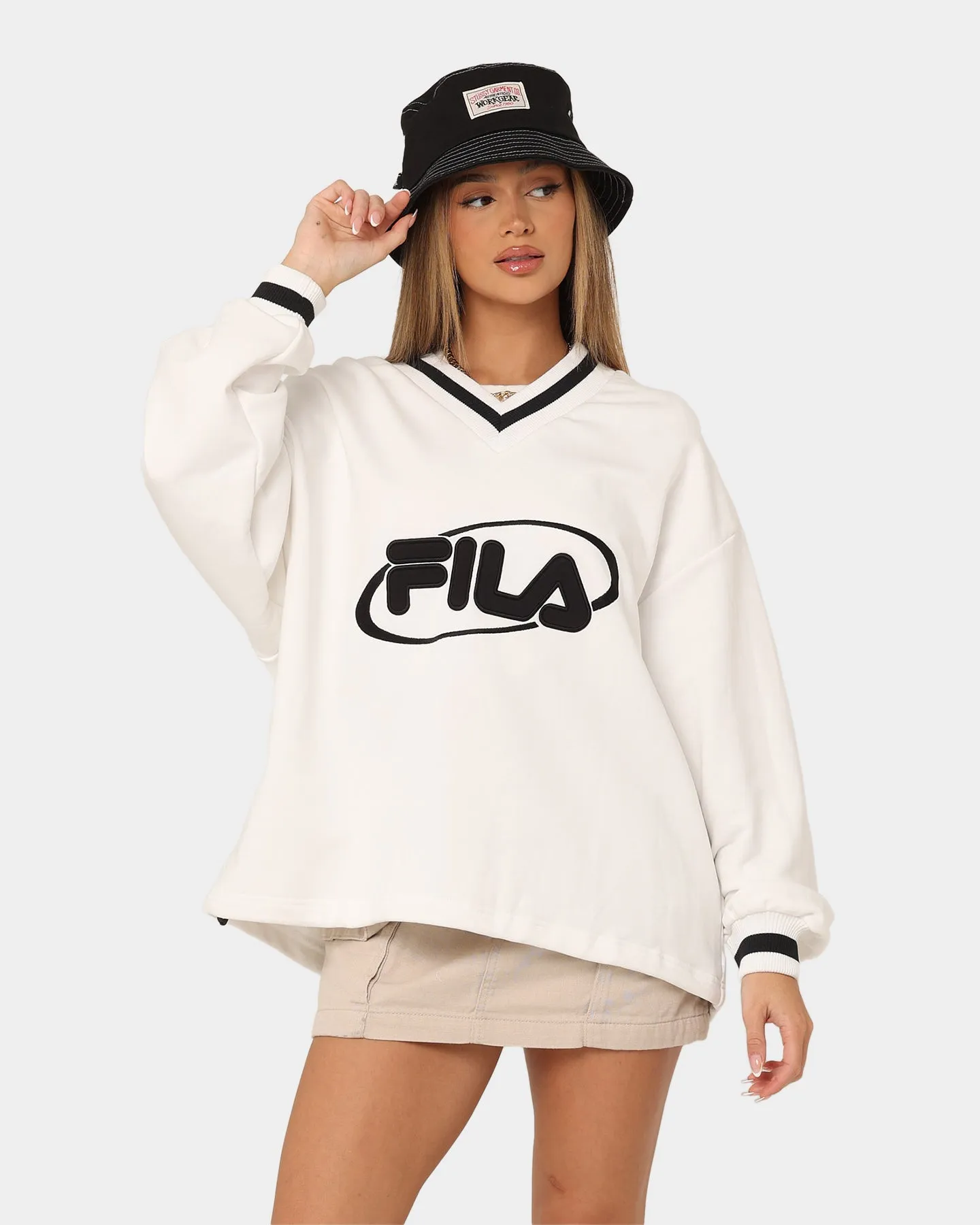 Fila Women's Heritage Oversized V-Neck Crewneck Cream