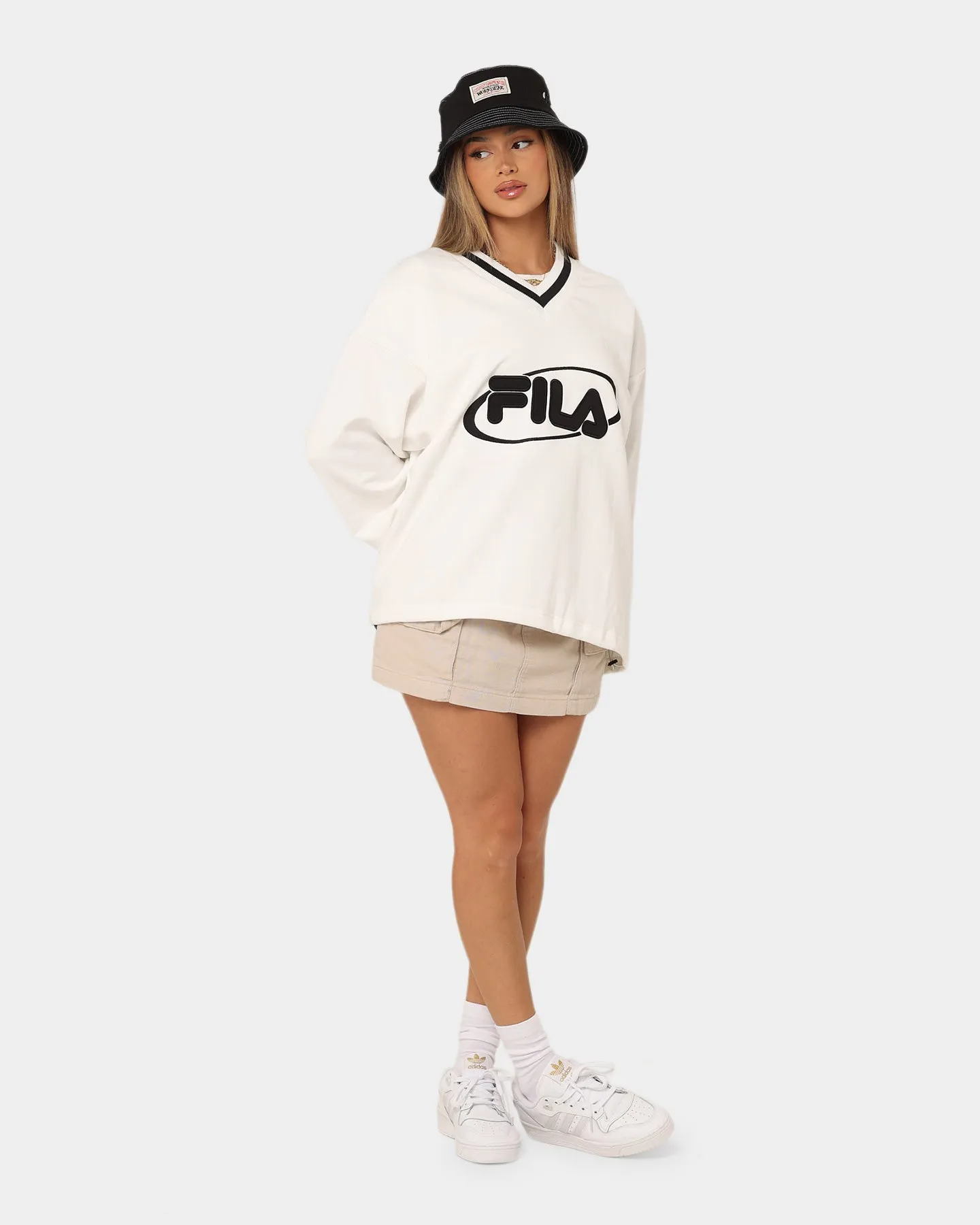 Fila Women's Heritage Oversized V-Neck Crewneck Cream