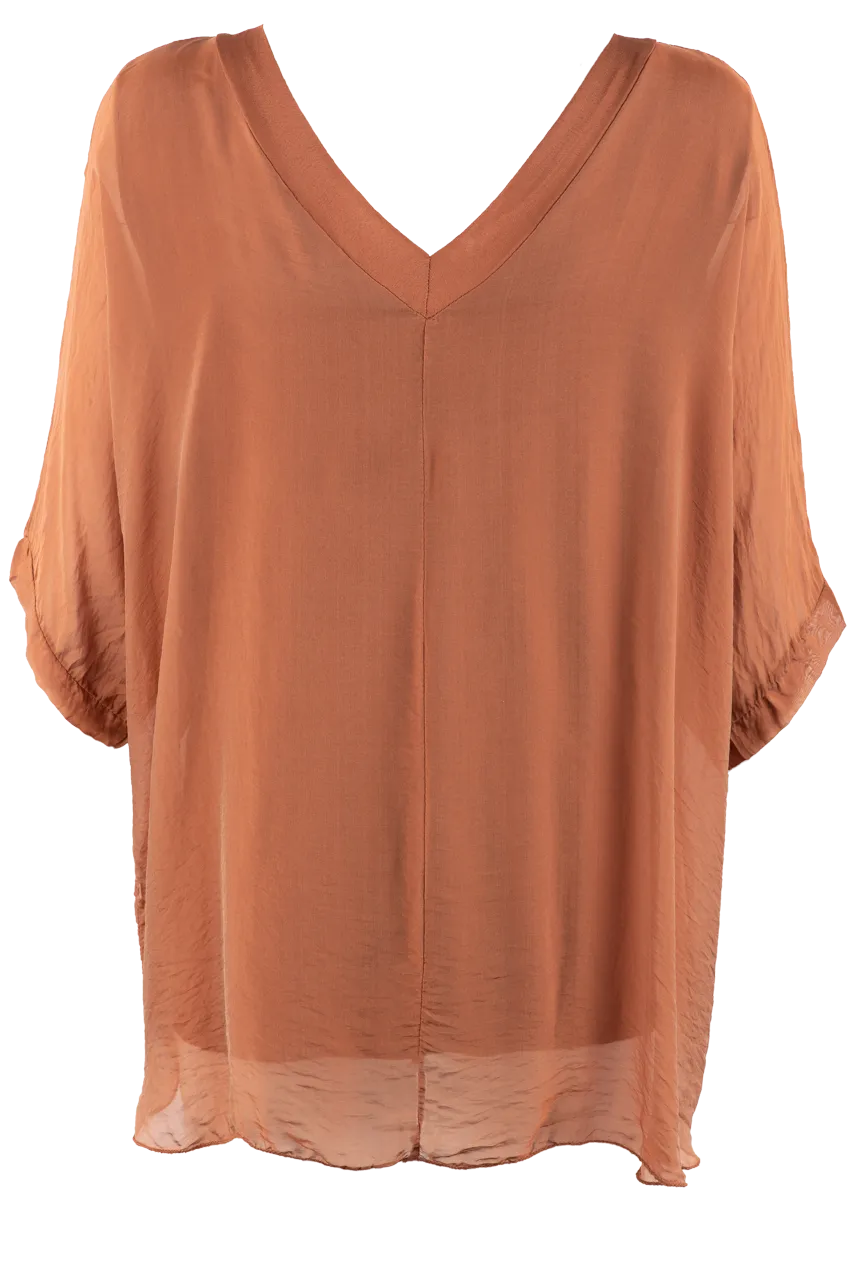 Gigi V-Neck 3/4 Sleeve Top