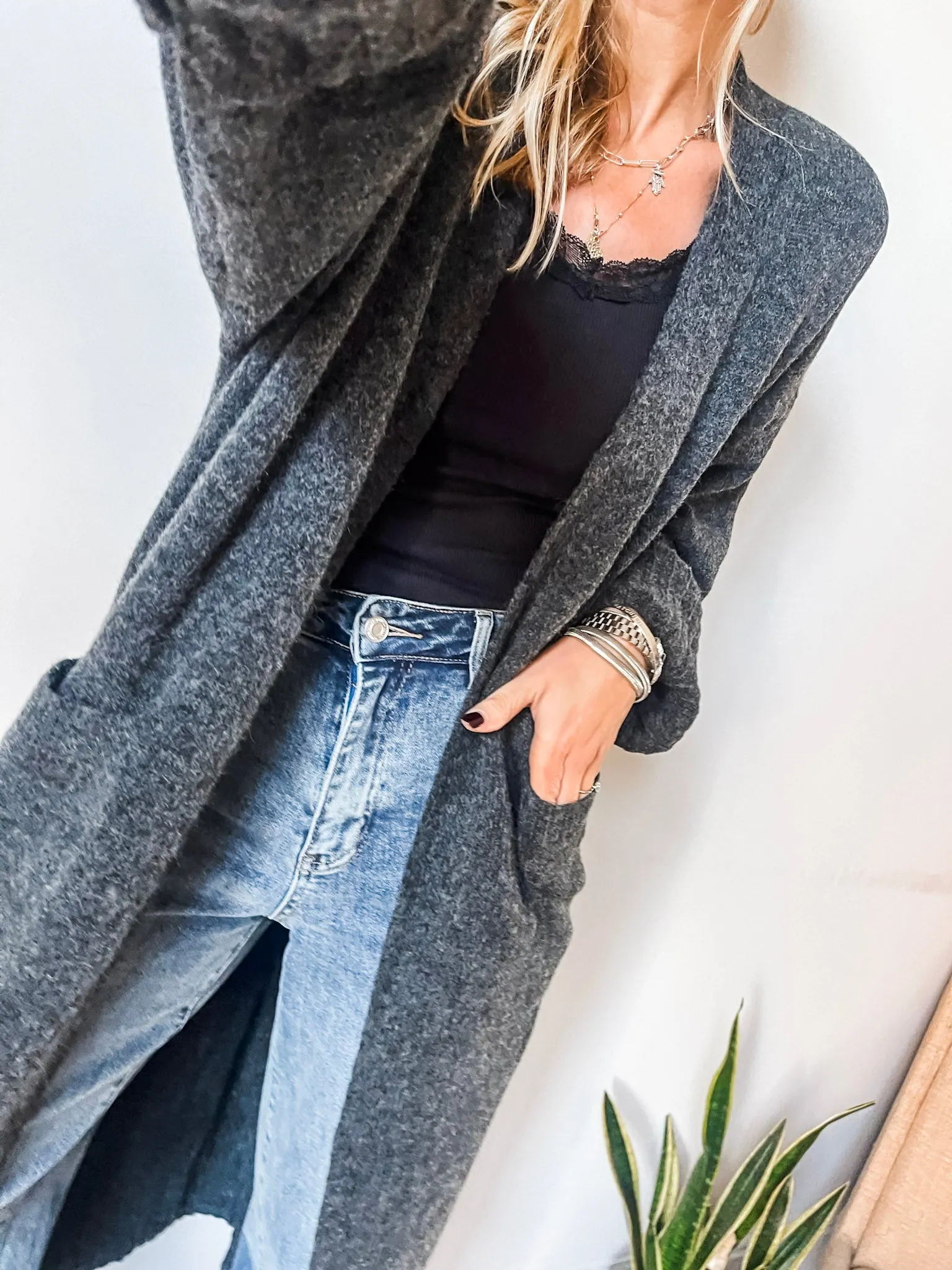 Long Pocket Front Knit Cardigan