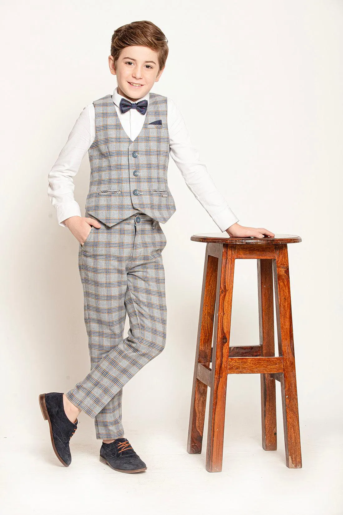 One Friday Charcoal Houndstooth Boys' Waistcoat