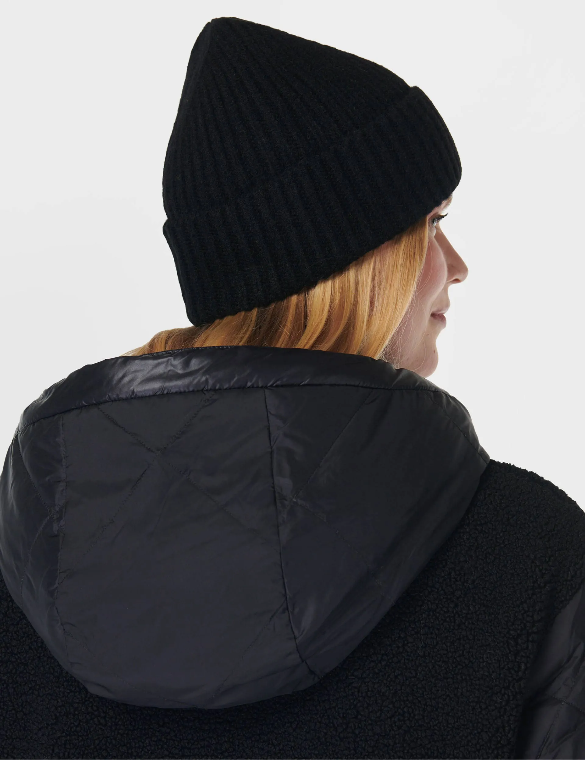 Snowfall Knitted Beanie - Black