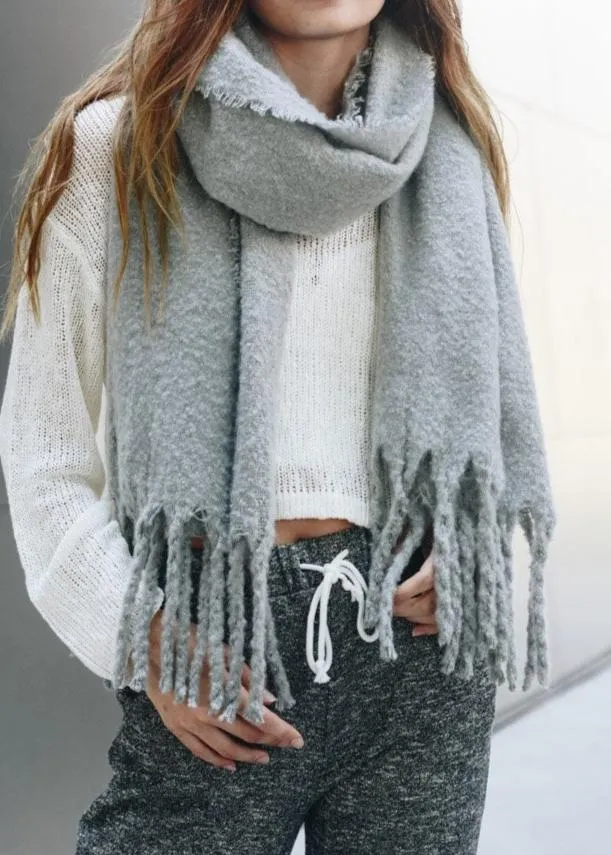 Tassel Trim Blanket Scarf