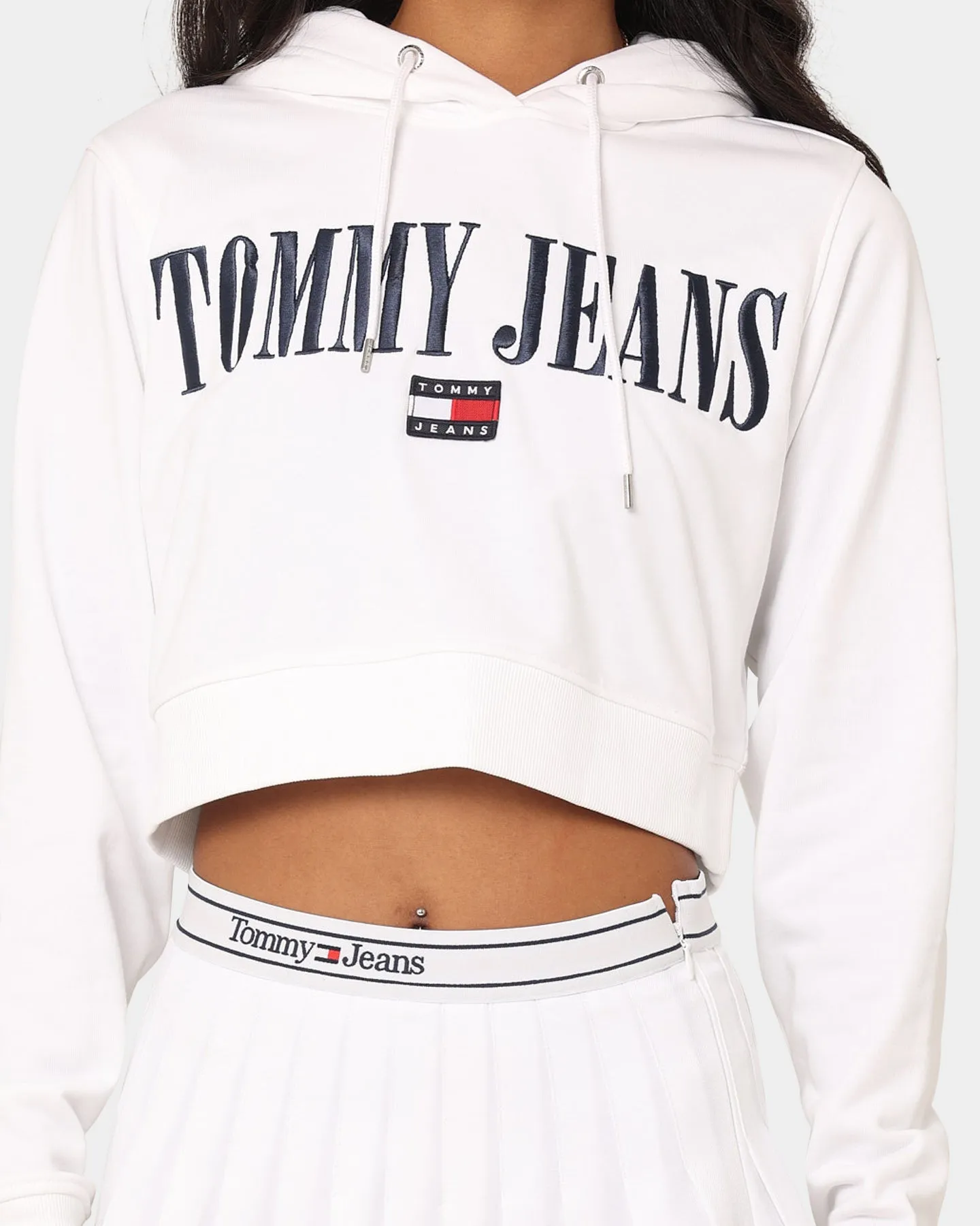 Tommy Jeans Women's TJW Super Crop Archive 2 Hoodie White