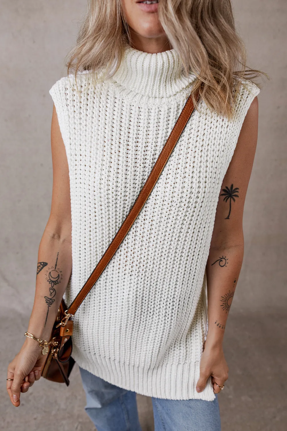 Turtleneck Knitted Slit Hem Sweater Vest