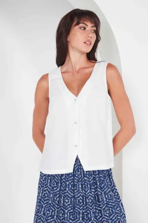 Verge - Land Vest in White