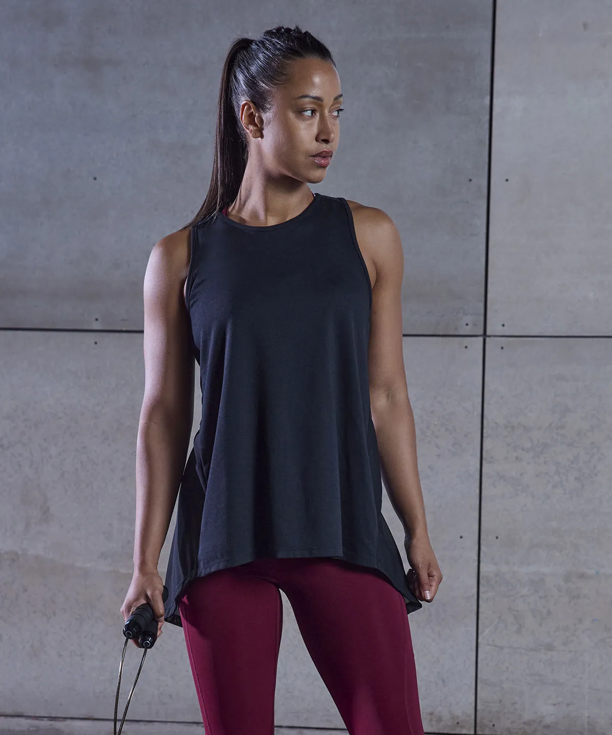 Womens open back vest | Black