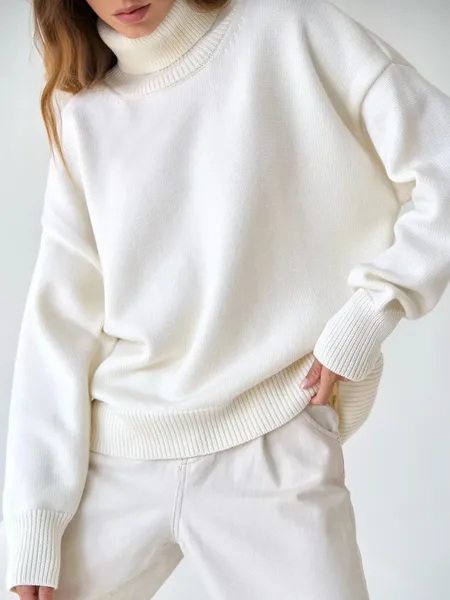 Women's Oversized Knitted Turtleneck Jumper | Ideal for Autumn/Winter