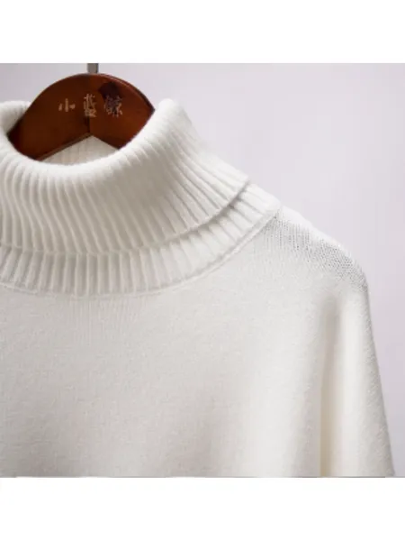 Women's Oversized Knitted Turtleneck Jumper | Ideal for Autumn/Winter